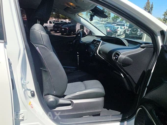 2022 Toyota Prius XLE - miniatura 8