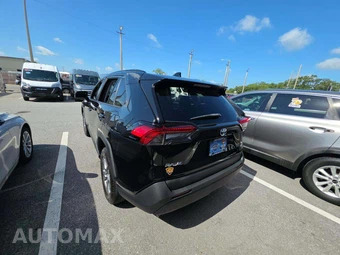 2022 Toyota RAV4 Hybrid LE - miniatura 2