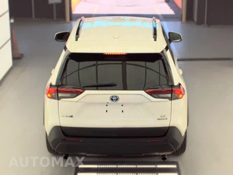 2022 Toyota RAV4 Hybrid LE - miniatura 5