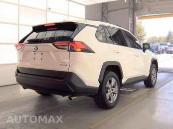 2022 Toyota RAV4 Hybrid LE - miniatura 4