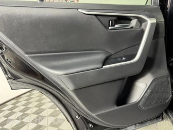 2022 Toyota RAV4 Hybrid SE - miniatura 39