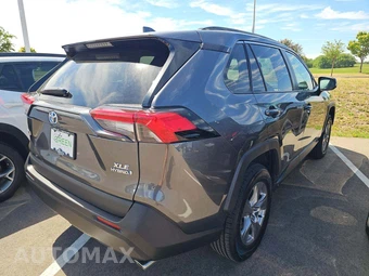 2022 Toyota RAV4 Hybrid XLE - miniatura 3
