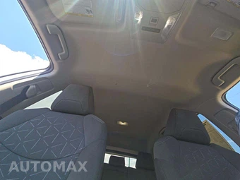 2022 Toyota RAV4 Hybrid XLE - miniatura 11