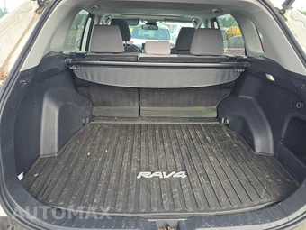 2022 Toyota RAV4 Hybrid XLE - miniatura 16