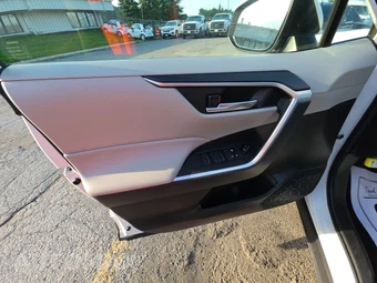 2022 Toyota RAV4 Hybrid XLE - miniatura 9