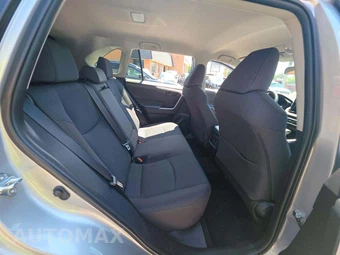 2022 Toyota RAV4 LE – miniatura 16