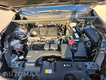 2022 Toyota RAV4 LE – miniatura 15