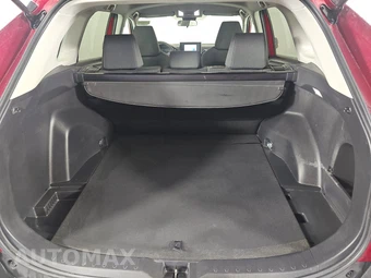 2022 Toyota RAV4 LE - miniatura 17