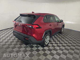 2022 Toyota RAV4 LE - miniatura 4