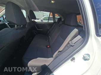 2022 Toyota RAV4 LE – miniatura 13