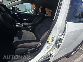 2022 Toyota RAV4 LE – miniatura 6