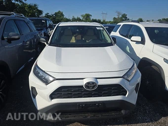 2022 Toyota RAV4 LE - miniatura 2