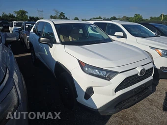 2022 Toyota RAV4 LE - miniatura 3