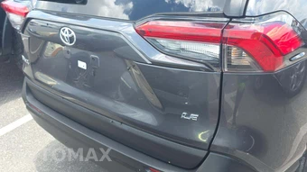 2022 Toyota RAV4 LE - miniatura 27