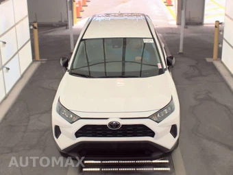2022 Toyota RAV4 LE - miniatura 2