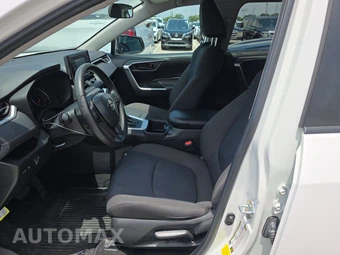 2022 Toyota RAV4 LE - miniatura 7