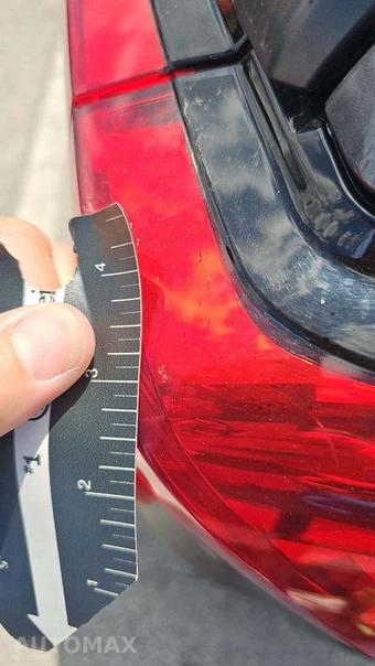 2022 Toyota RAV4 LE - miniatura 36