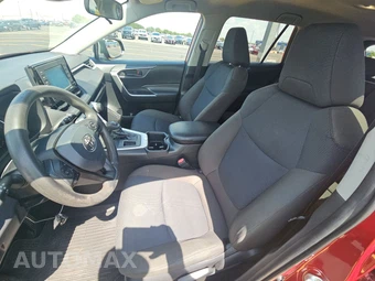 2022 Toyota RAV4 LE - miniatura 7