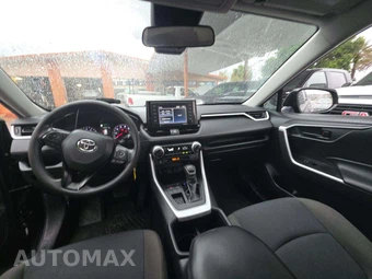 2022 Toyota RAV4 LE - miniatura 10
