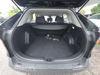 2022 Toyota RAV4 LE - miniatura 14