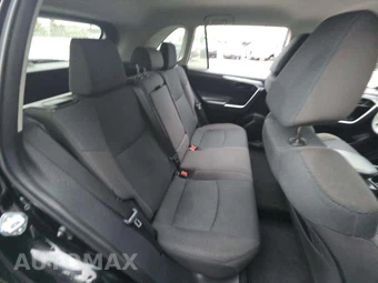 2022 Toyota RAV4 LE - miniatura 16