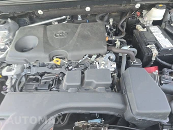 2022 Toyota RAV4 LE - miniatura 15