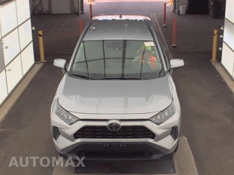 2022 Toyota RAV4 LE - miniatura 2