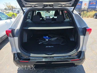2022 Toyota RAV4 Prime SE - miniatura 17