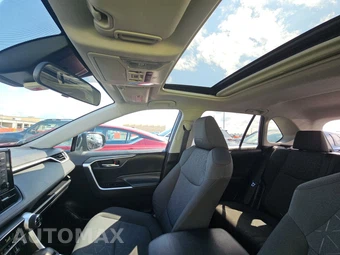 2022 Toyota RAV4 XLE - miniatura 18