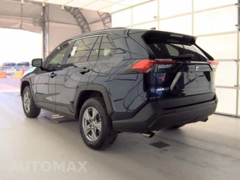 2022 Toyota RAV4 XLE - miniatura 6