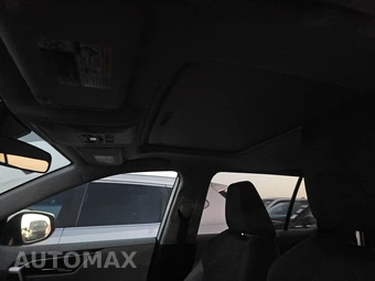 2022 Toyota RAV4 XLE - miniatura 18