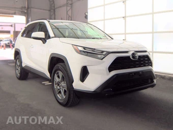 2022 Toyota RAV4 XLE - miniatura 3