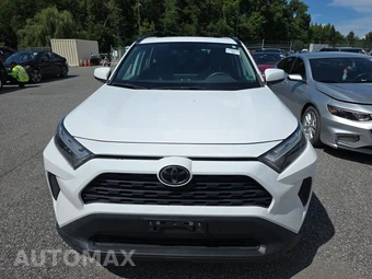 2022 Toyota RAV4 XLE - miniatura 17