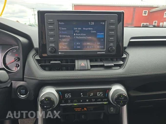2022 Toyota RAV4 XLE - miniatura 7