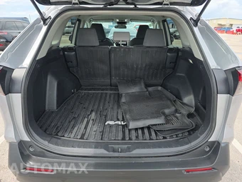2022 Toyota RAV4 XLE - miniatura 16