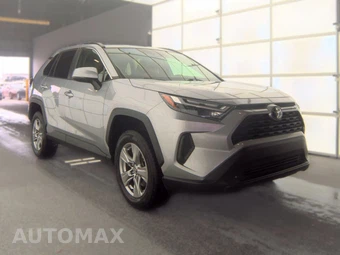 2022 Toyota RAV4 XLE - miniatura 3