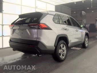 2022 Toyota RAV4 XLE - miniatura 4