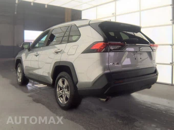 2022 Toyota RAV4 XLE - miniatura 6