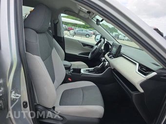 2022 Toyota RAV4 XLE - miniatura 7