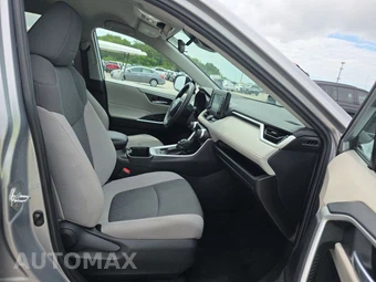 2022 Toyota RAV4 XLE - miniatura 8