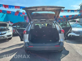 2022 Toyota RAV4 XLE - miniatura 22