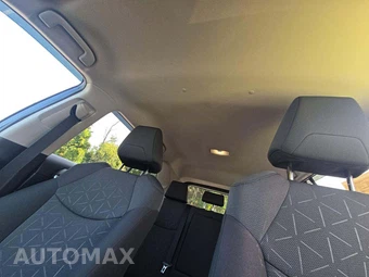 2022 Toyota RAV4 XLE - miniatura 11