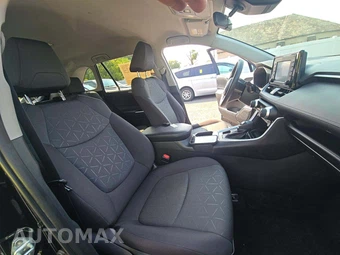 2022 Toyota RAV4 XLE - miniatura 18