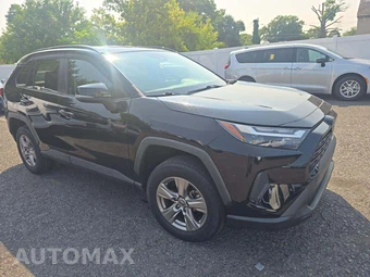2022 Toyota RAV4 XLE - miniatura 4
