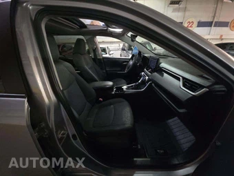 2022 Toyota RAV4 XLE - miniatura 18