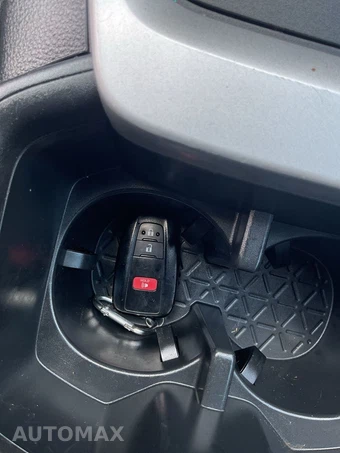 2022 Toyota RAV4 XLE - miniatura 12