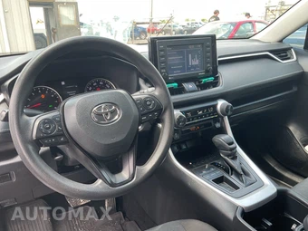2022 Toyota RAV4 XLE - miniatura 7
