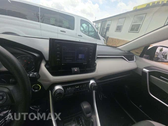 2022 Toyota RAV4 XLE - miniatura 10