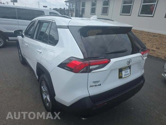 2022 Toyota RAV4 XLE - miniatura 2
