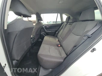 2022 Toyota RAV4 XLE - miniatura 13